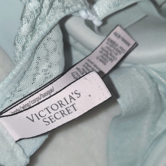 Victoria's Secret T-Shirt Lightly Lined Demi Lace Bra - Picture 4 of 4